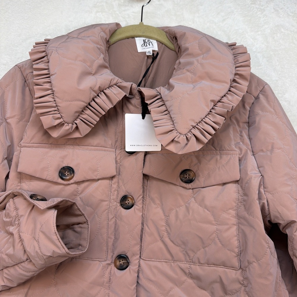 DRA Los Angeles Quilted Jacket Women's Medium‎ Ruffle Collar Cropped Coat